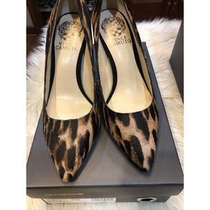 NEW Vince Camuto Animal Print  Block Heel Pumps -Candera 3 Natural / Black 5.5